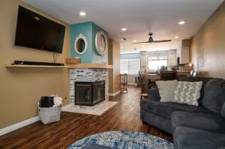 Photo #6: PTP2302051 Listing