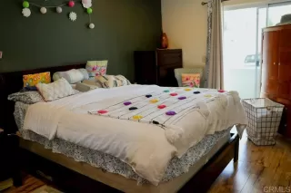 Photo #3: PTP2302056 Listing