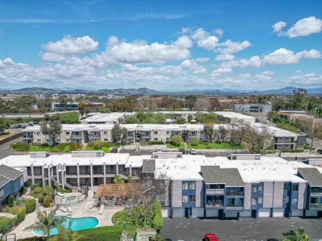 MLS: PTP2302071 Condo For Sale