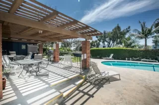 Photo #5: PTP2302071 Listing