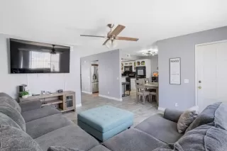 Photo #4: PTP2302116 Listing