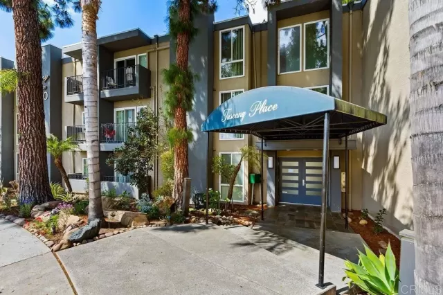 MLS: PTP2302124 Condo For Sale