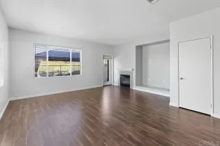 Photo #1: PTP2302162 Listing