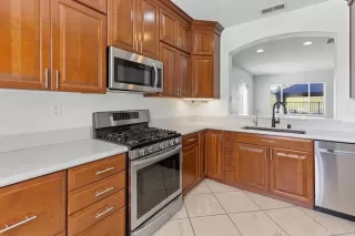 Photo #4: PTP2302162 Listing