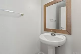 Photo #5: PTP2302162 Listing