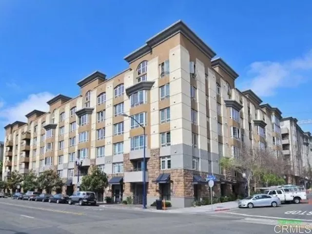 MLS: PTP2302201 Condo For Sale