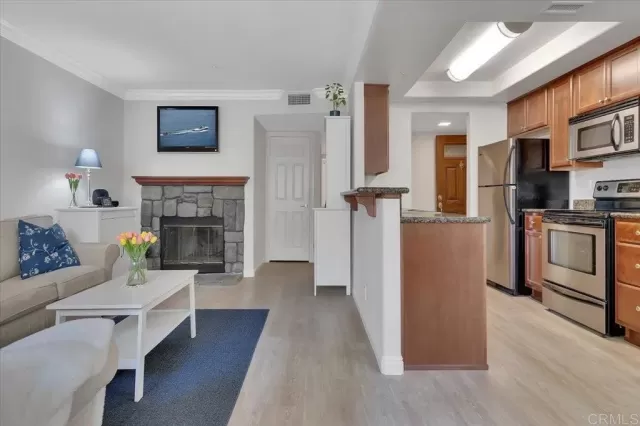 MLS: PTP2302211 Condo For Sale