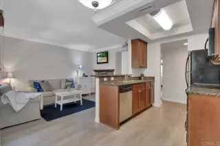 Photo #6: PTP2302211 Listing