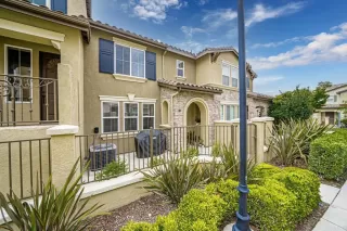 Photo #5: PTP2302270 Listing