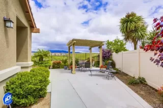 Photo #2: PTP2302285 Listing