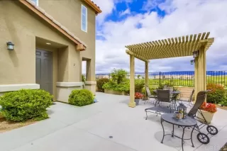 Photo #3: PTP2302285 Listing