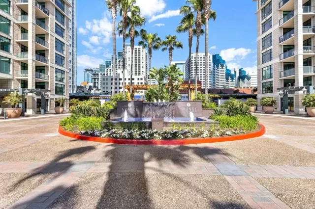 MLS: PTP2302314 Condo For Sale