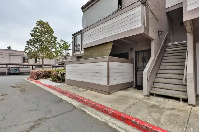 MLS: PTP2302315 Condo For Sale