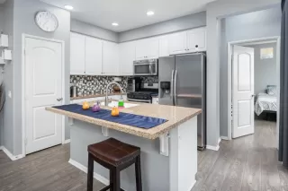 Photo #3: PTP2302327 Listing