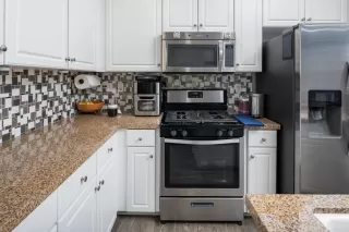 Photo #6: PTP2302327 Listing