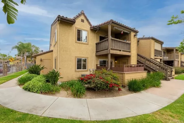 MLS: PTP2302412 Condo For Sale