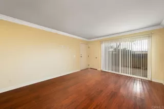 Photo #5: PTP2302412 Listing