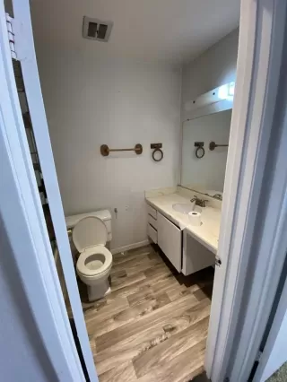 Photo #2: PTP2302431 Listing