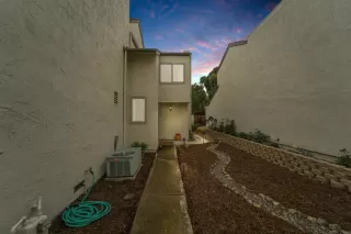 Photo #1: PTP2302432 Listing