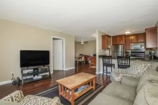 Photo #6: PTP2302438 Listing 