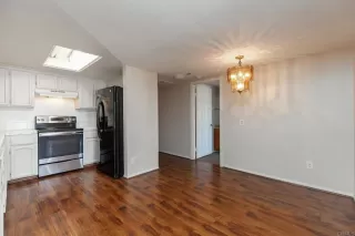 Photo #5: PTP2302450 Listing 