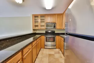 Photo #4: PTP2302451 Listing 