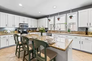 Photo #6: PTP2302573 Listing