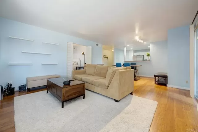 MLS: PTP2302590 Condo For Sale