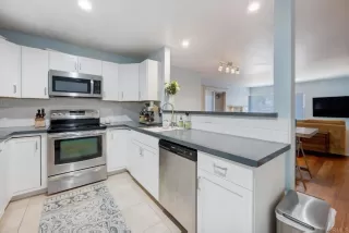 Photo #5: PTP2302590 Listing