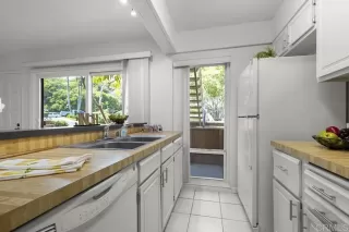 Photo #4: PTP2302593 Listing