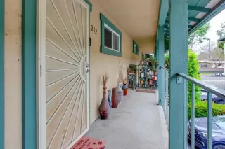 Photo #2: PTP2302645 Listing