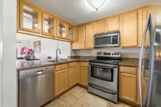 Photo #2: PTP2302652 Listing 