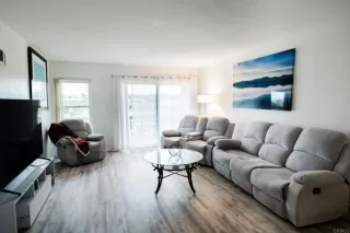 Photo #4: PTP2302655 Listing