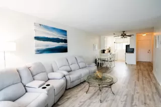 Photo #5: PTP2302655 Listing