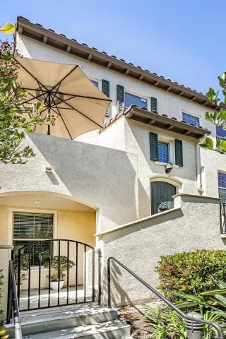 Photo #1: PTP2302657 Listing