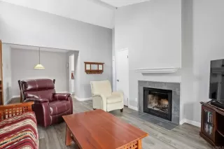 Photo #5: PTP2302695 Listing