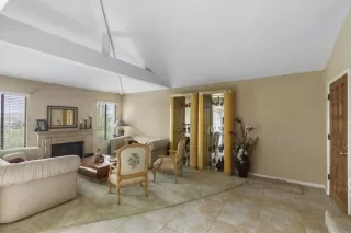 Photo #2: PTP2302713 Listing