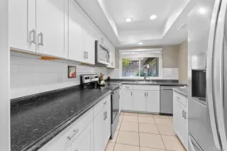 Photo #5: PTP2302716 Listing