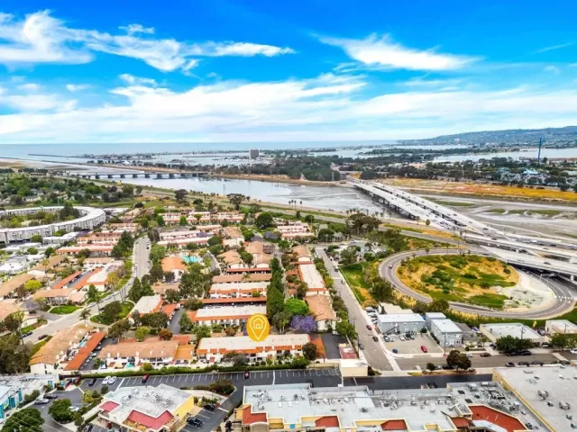 MLS: PTP2302759 Condo For Sale