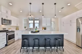 Photo #6: PTP2302784 Listing