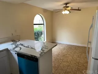 Photo #5: PTP2302794 Listing