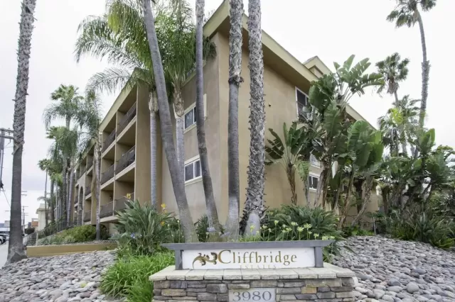 MLS: PTP2302815 Condo For Sale