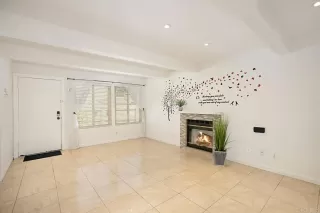 Photo #4: PTP2302817 Listing