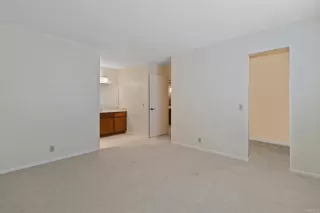 Photo #5: PTP2302830 Listing