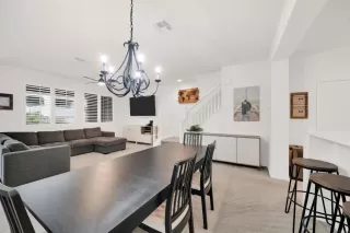 Photo #4: PTP2302838 Listing