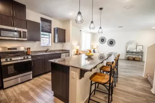 Photo #5: PTP2302868 Listing