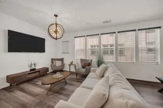 Photo #5: PTP2302874 Listing