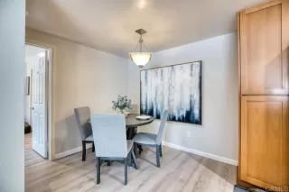 Photo #6: PTP2302901 Listing