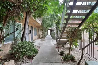 Photo #2: PTP2302932 Listing