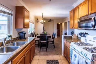 Photo #6: PTP2303000 Listing